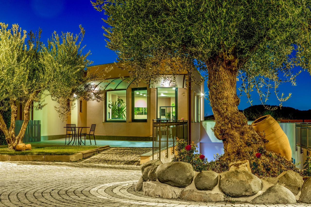 Residence Poggio Degli Ulivi Frascati Exterior foto